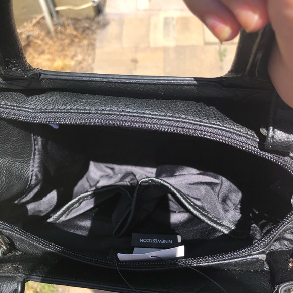 Nine West bag 💜price drop 💜 - Picture 7 of 7